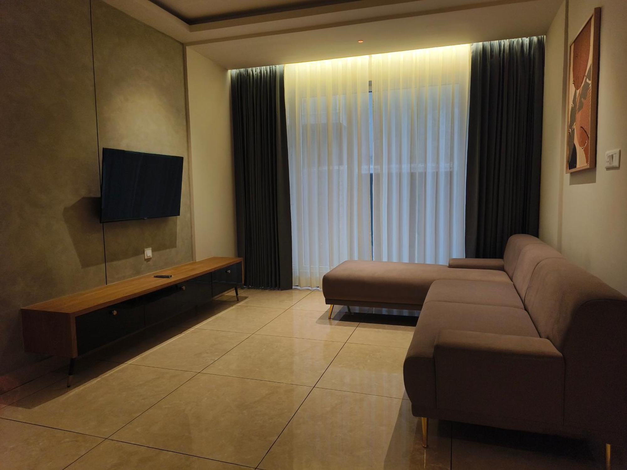 Olive Hotel Le Opera By Embassy Group Bangalore Exteriör bild